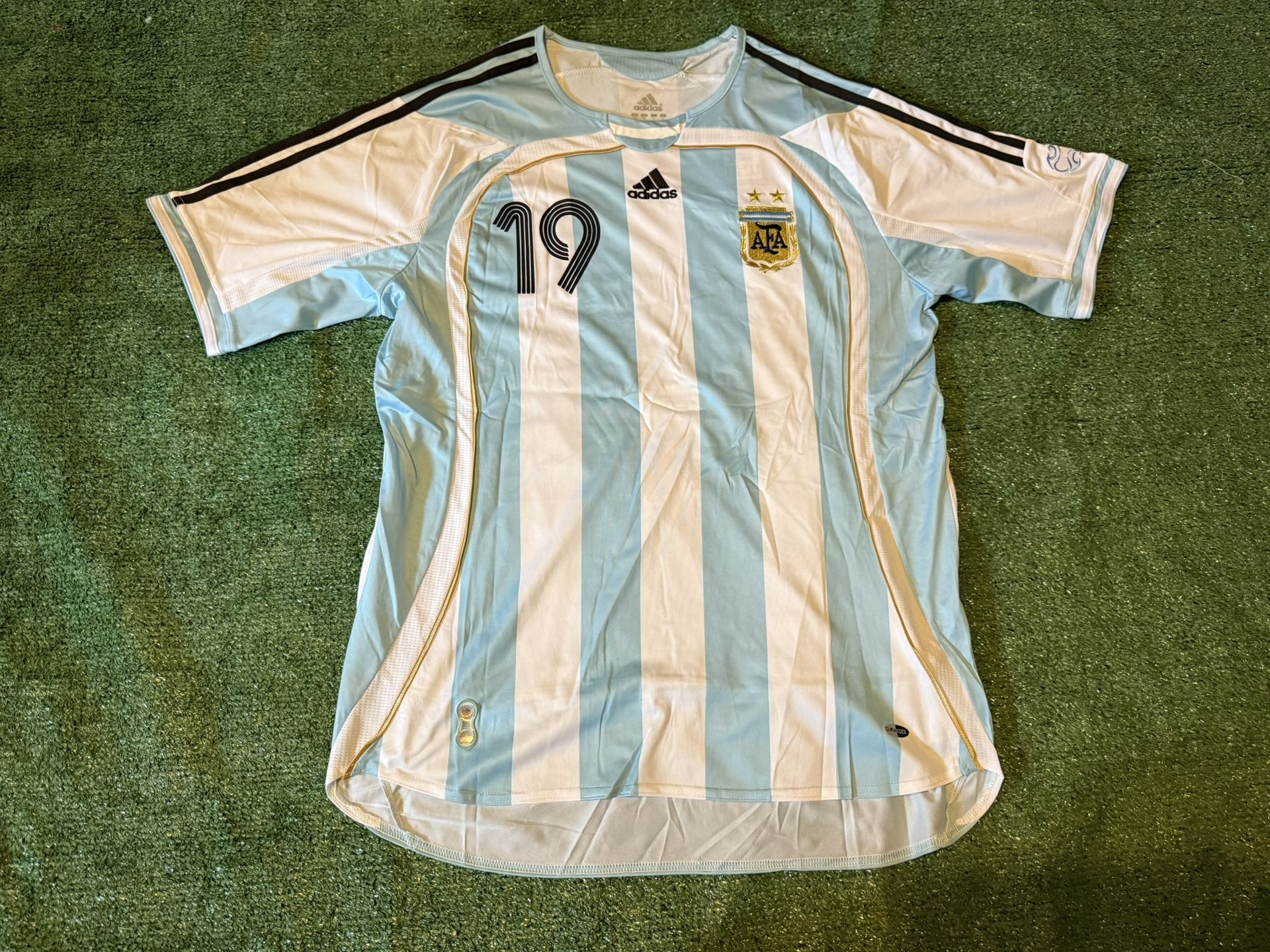 Lionel Messi #19 Argentina Home Jersey  06/07 