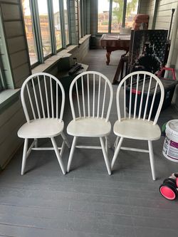 Set of 3 White Windsor Dining Chairs