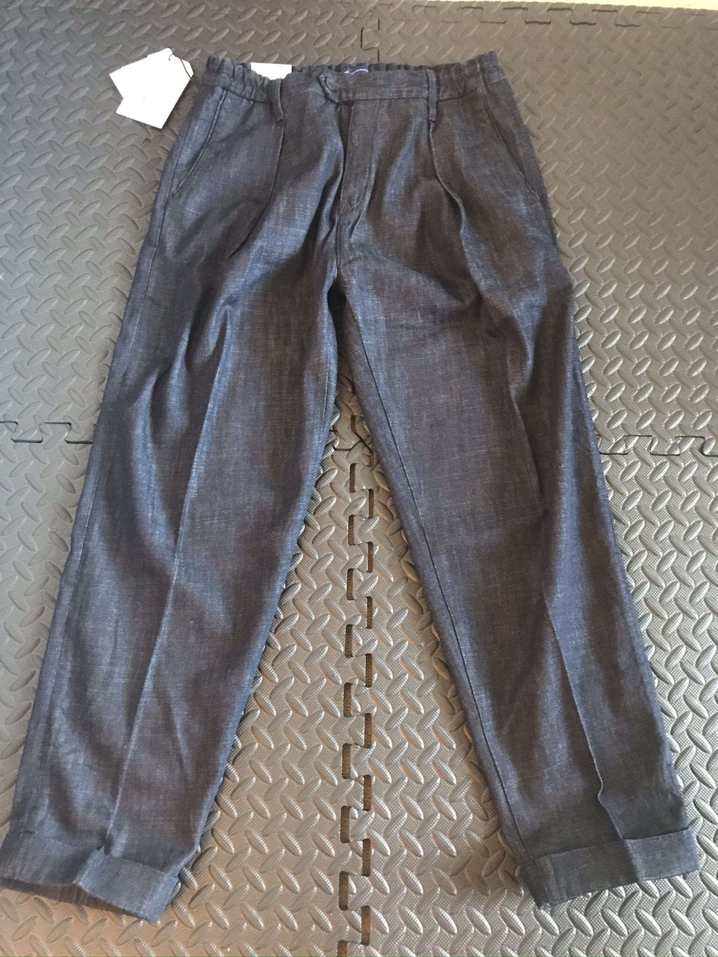 New Hand Crafted Levi’s 31-33 Stretch Waist X 34 Length