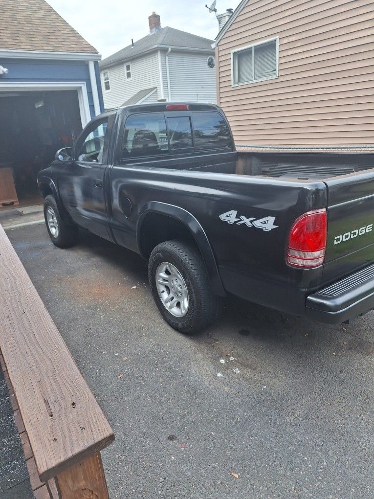 2003 Dodge Dakota