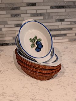 Set of 3 bakeware set with serving baskets