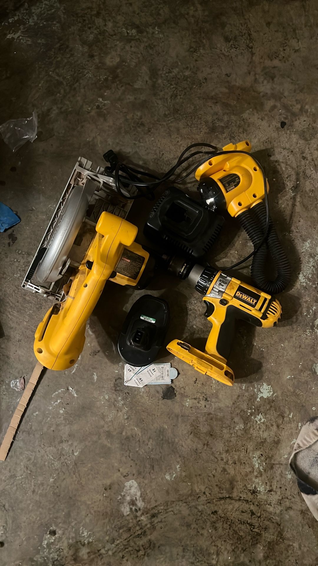 Dewalt Lot