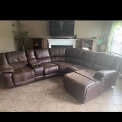 6-Piece Chase Sectional Couch 