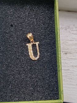 10k "u" pendant