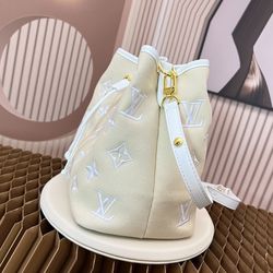 Refined Louis Vuitton Noe Bag 
