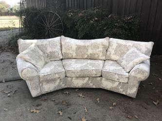 Bernhardt Couch