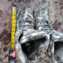 boots brand new never worn