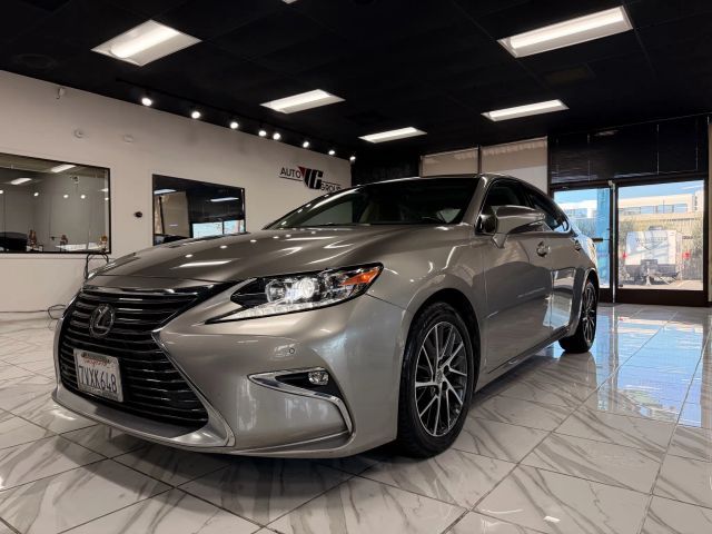 2017 Lexus ES