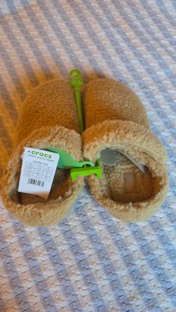 Crocs Classic Cozzzy Slippers