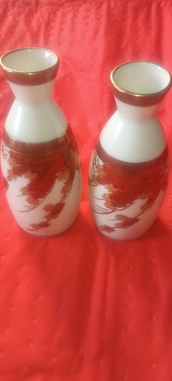 Pair of 6 inches high Porcelain Vases with Autumn Leaf Design