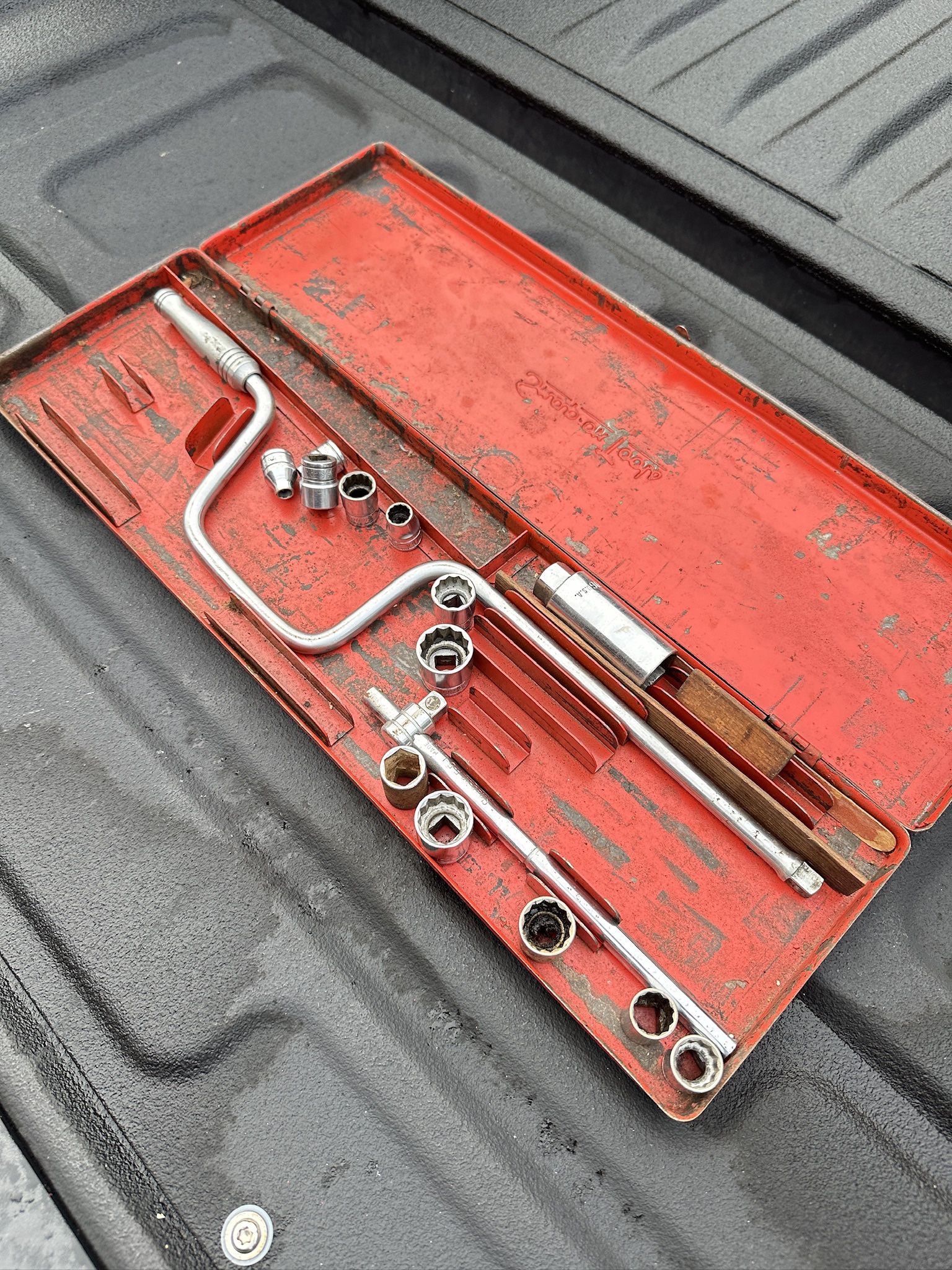 Snap On Tools Socket Set Metal Case with Incomplete Socket Set (Vintage)