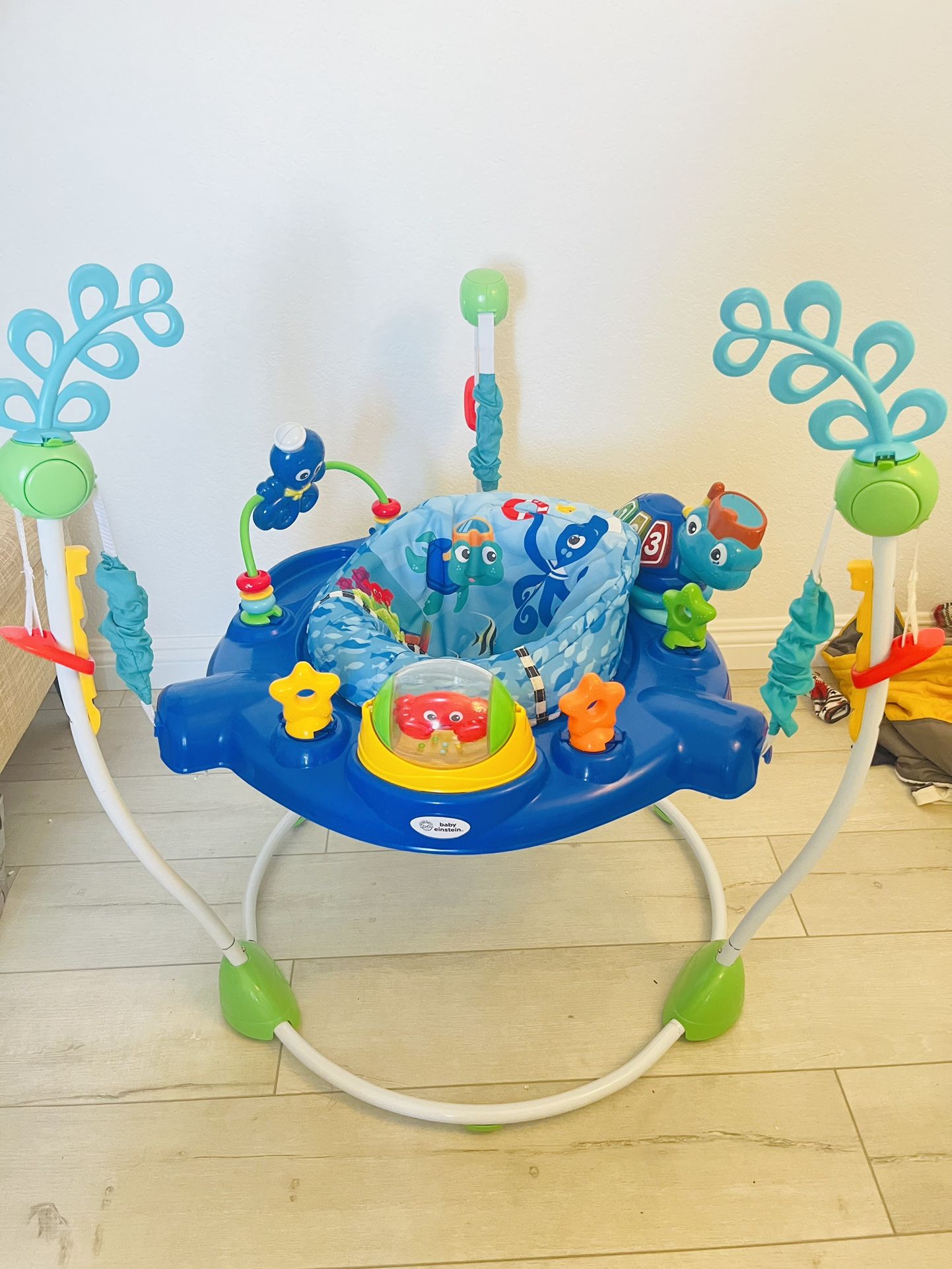 Baby Jumper. Baby Einstein Neptune s Ocean Discovery Jumper for