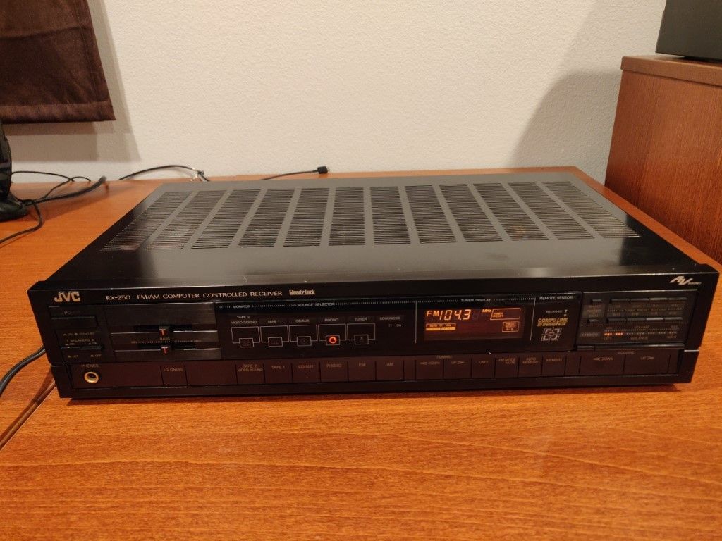 Vintage JVC RX-250 Stereo Receiver Includes Remote