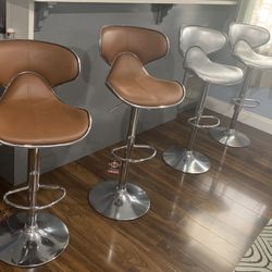 Almost Brand New Stools