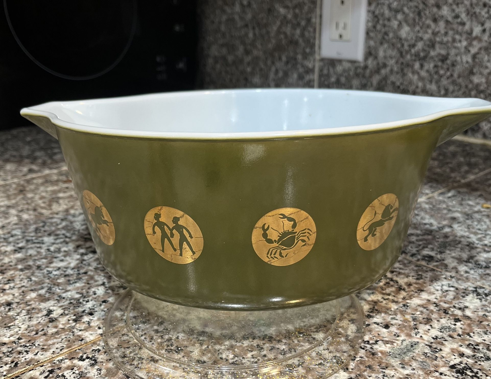 Vintage Pyrex Rare Baking Dish