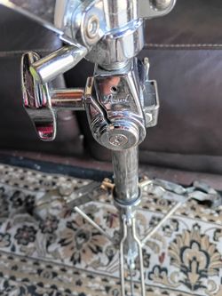 Extra tall drum stand