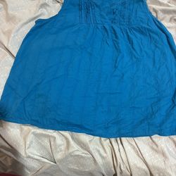 Kim Rogers Women’s Size Large Blue Sleeveless Pin Tuck Top