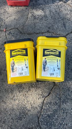 2 safety Harnesses $30