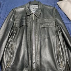 Leather Jacket Size XL Fits Like L