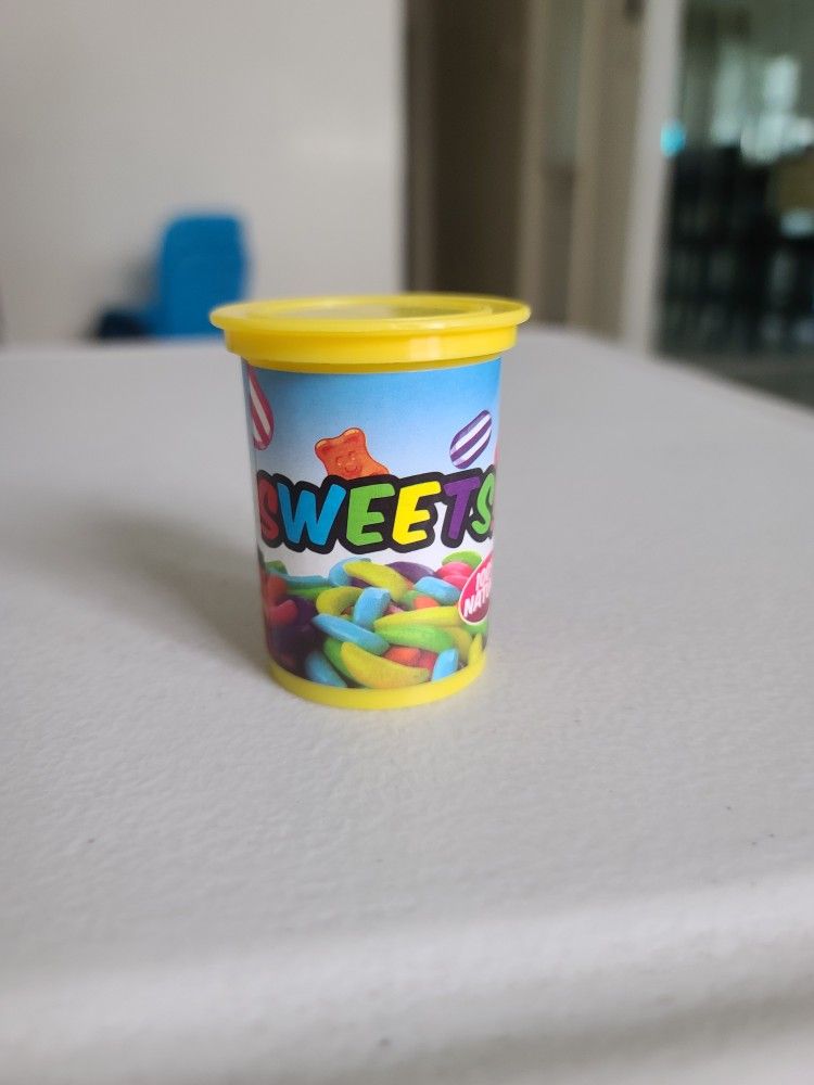 Fake Candy Nuts Snack Snake In a Can Prank Novelty Gag Scare Joke Trick Funny Toy