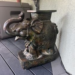 Vintage Green Glazed Ceramic Elephant Stand (1) 