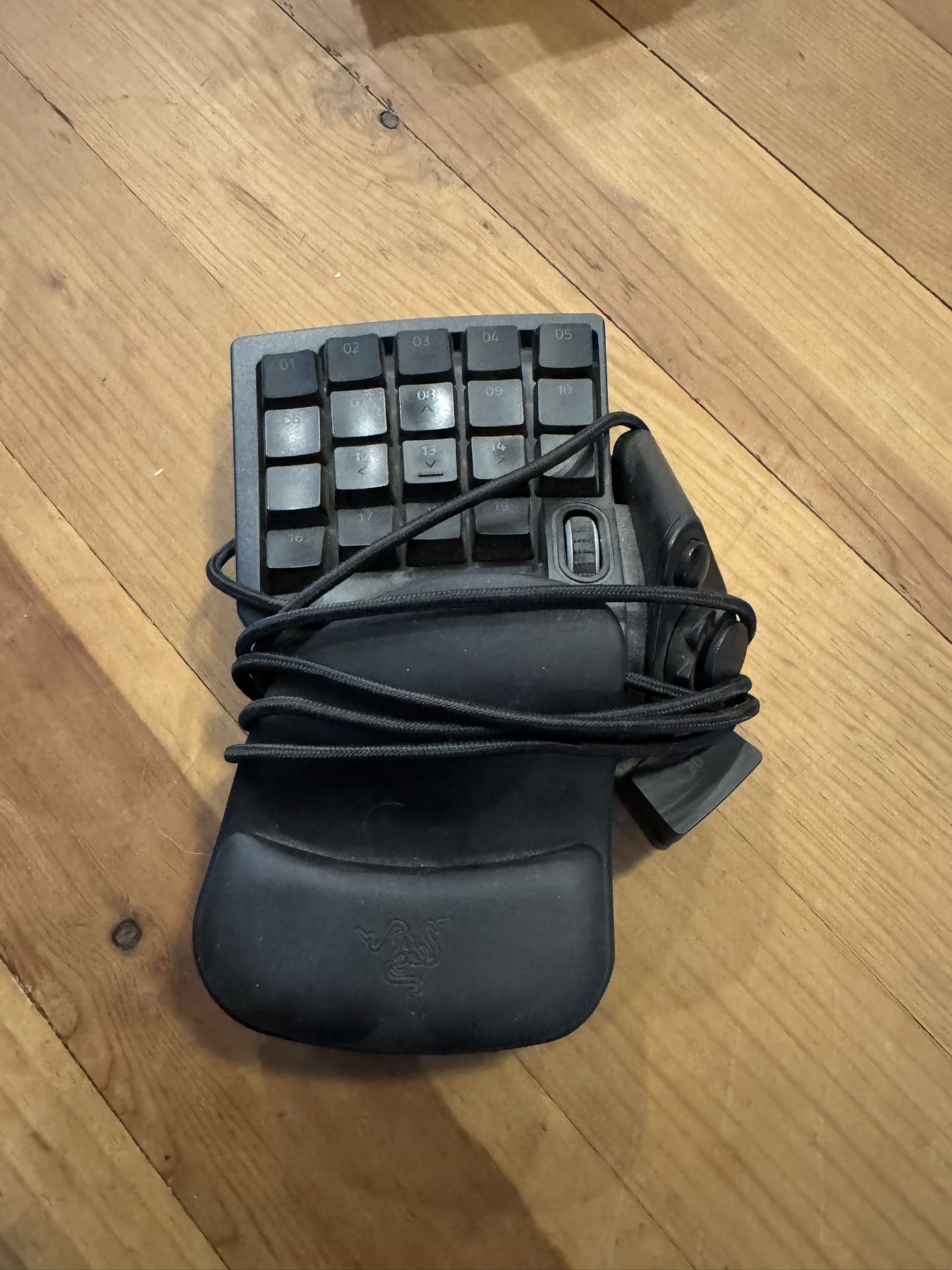 Razer Tartarus V2 Gaming Keypad