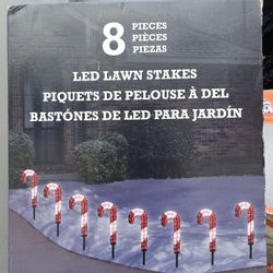 240 LED Candy Cane Pathway Lights 8-Count, Christmas Holiday Decoration - NEW