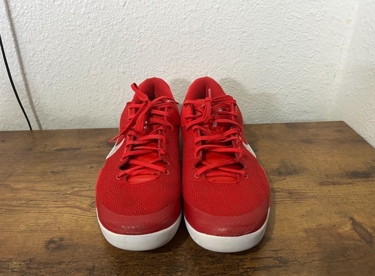 Nike Kobe 8 protro university red and jordan 4s thunder