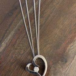 White Gold Pendant With Diamond