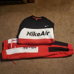 Nike Fit. Size M