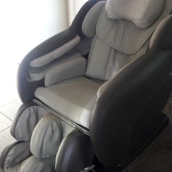 Os 7430 uAstro massage chair for Sale in El Paso TX OfferUp