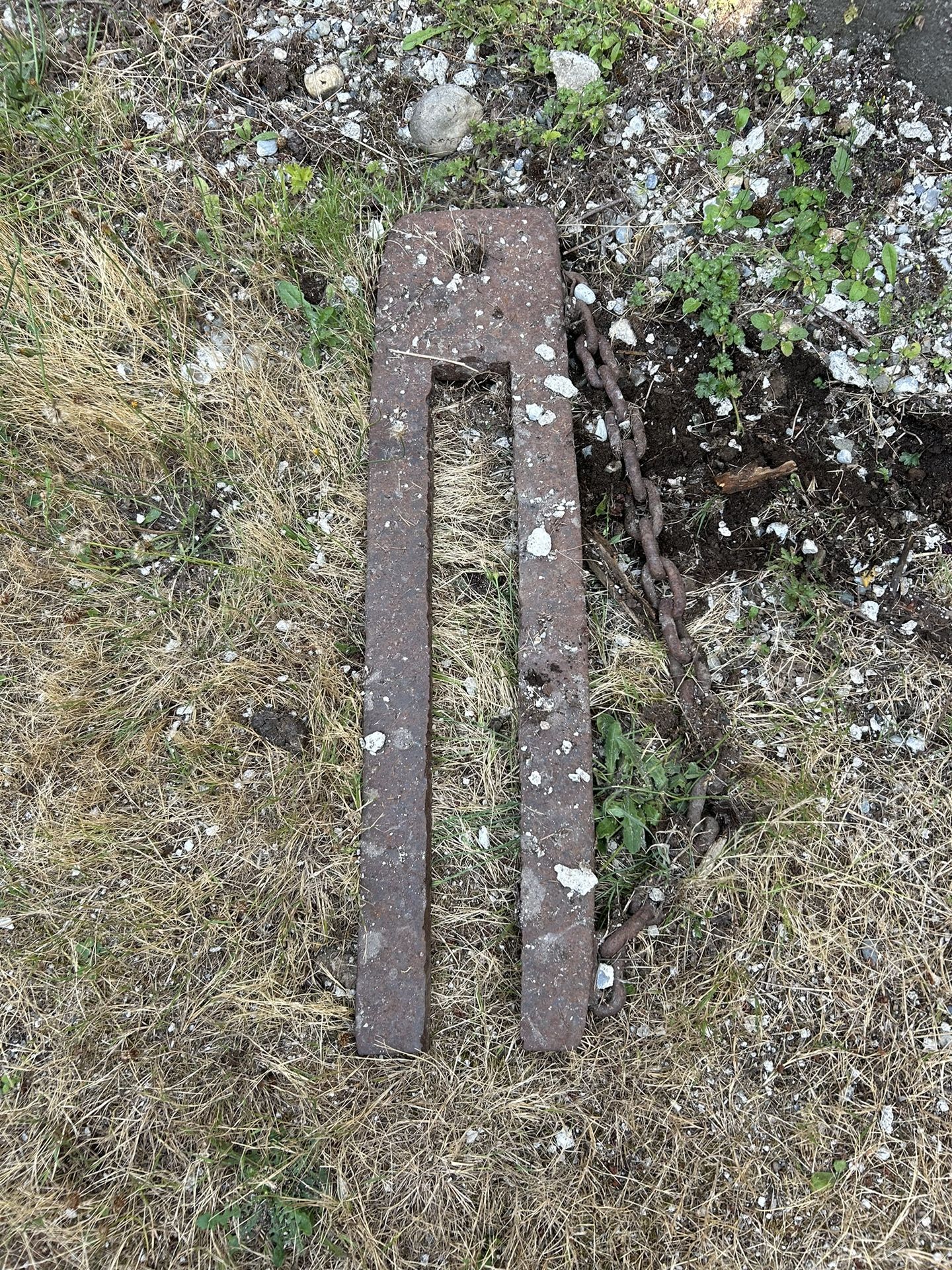 Free Metal From A Fork Lift