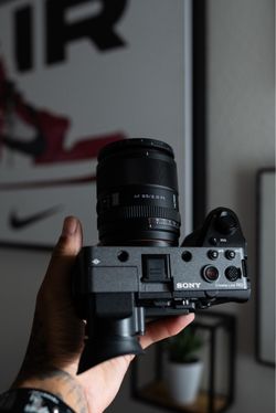 Viltrox 85mm EVO F2 | Sony FE Mount Lens 🔥🔥🔥🔥🔥