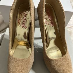 Unlisted AKenneth Production Heels