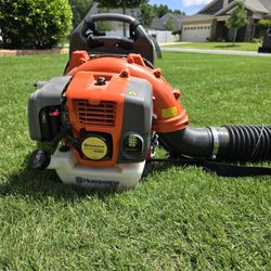Husqvarna 350BT Backpack Blower - Barely used