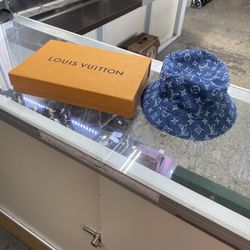 Louis Vuitton Monogram Denim Bucket hat 