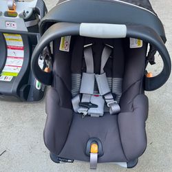 Chicco Keyfit 30 infant car seat