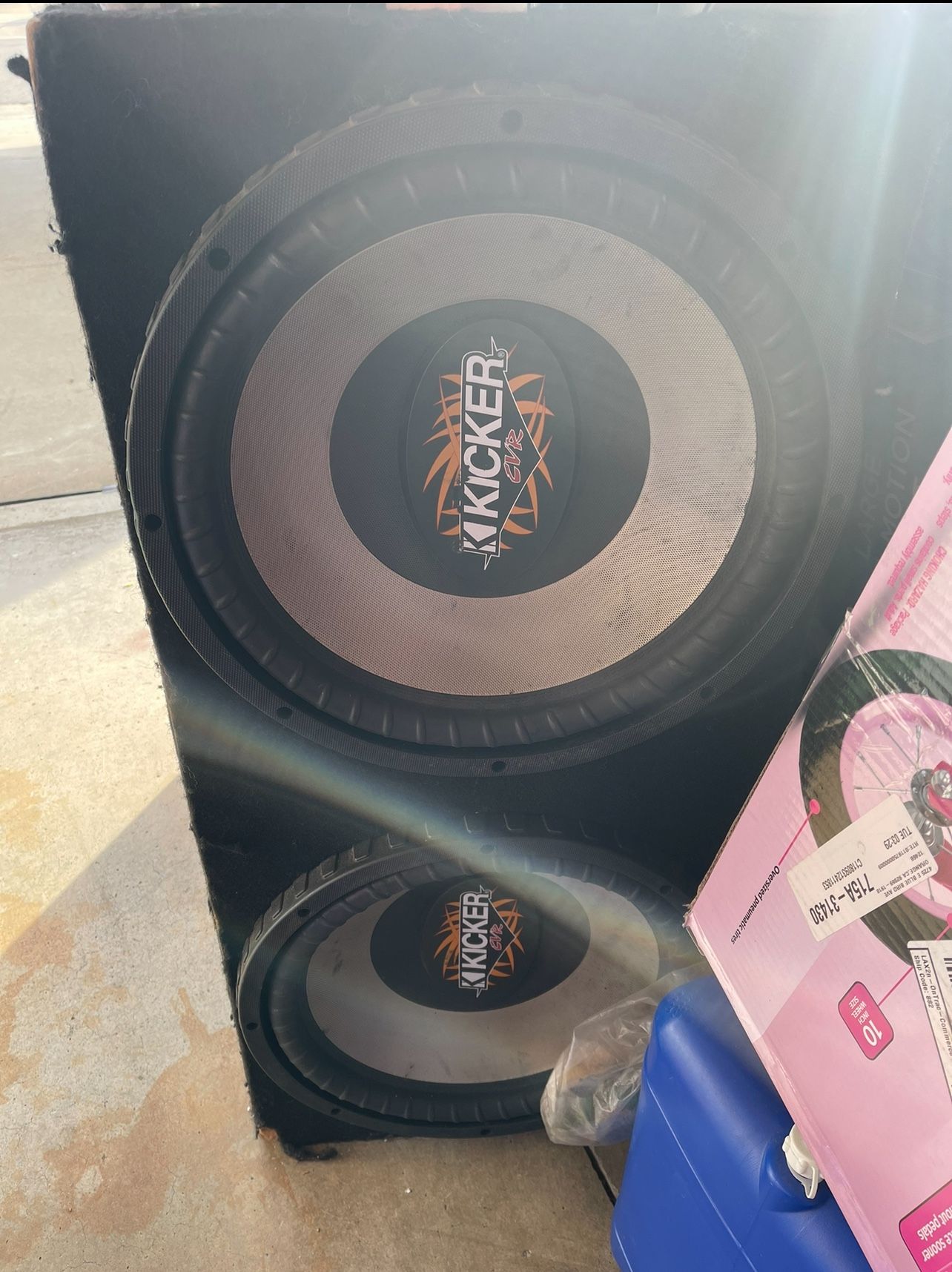 Kicker CVR 15”