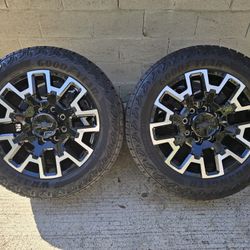 2025 Chevy Silverado 2500HD 22" Wheels