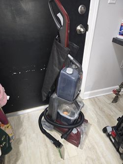 Hoover PowerScrub Deluxe Carpet Cleaner Machine