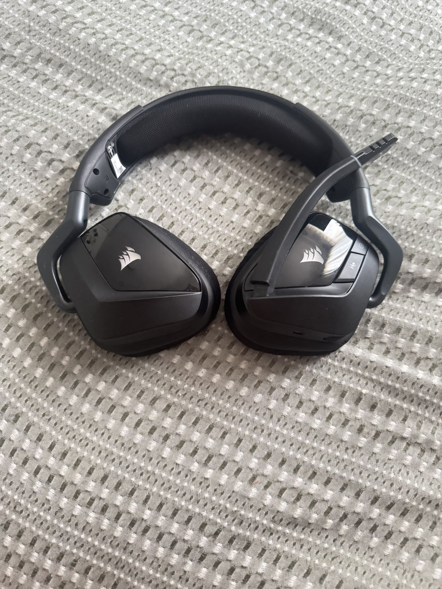 Corsair Headphones
