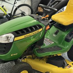 John Deere Tractor 48” W/dual Bagger
