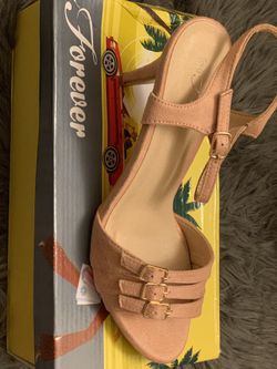 Brand new dusty pink low heels size 9