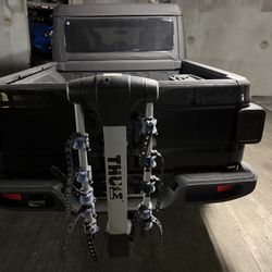 Thule Swinging Bike Rack 