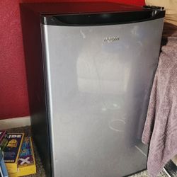 Whirlpool Mini Fridge