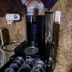 Cafetera Nespresso Breville with Stand Con La Base