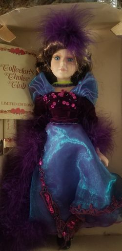 Porcelain Collection doll Good condition