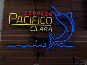 Cerveza Pacifico Clara Neon Sign