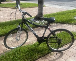 Men's hybrid bike