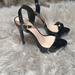 Women’s Heels Size 6